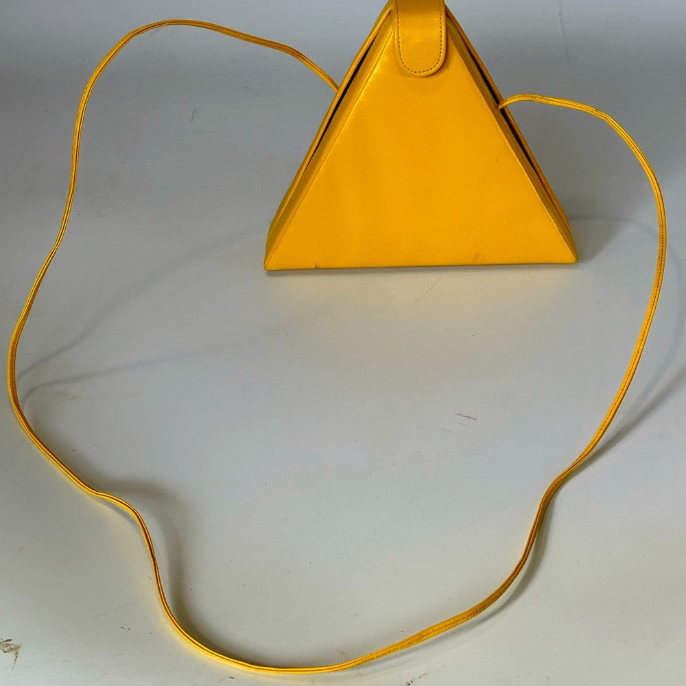 Gino Leather Triangle Purse